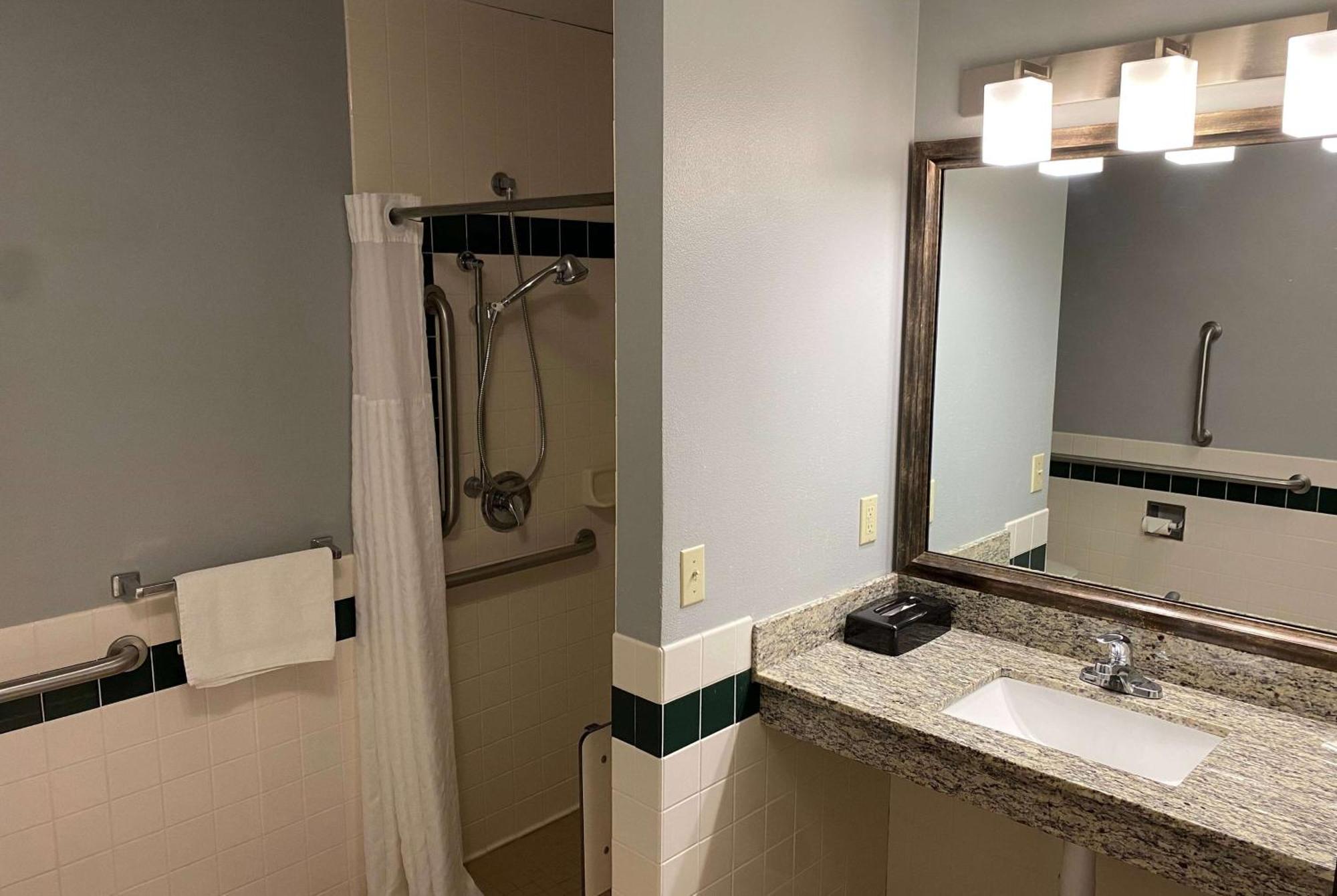 Americinn By Wyndham Chanhassen Zewnętrze zdjęcie